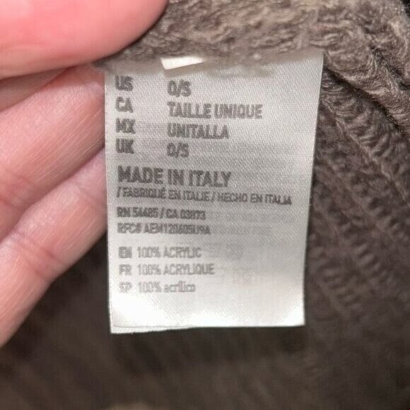 Don’t Ask Why Gray Long Sleeved Deep V Neck Acrylic Sweater One Size Fits Most - Picture 8 of 9